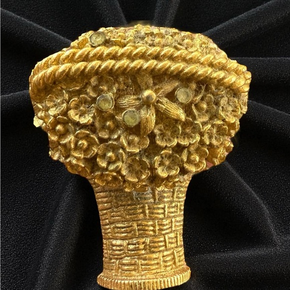 Vintage Sign Gold Tone Floral Basket Perfume Brooch Pin - Picture 4 of 10